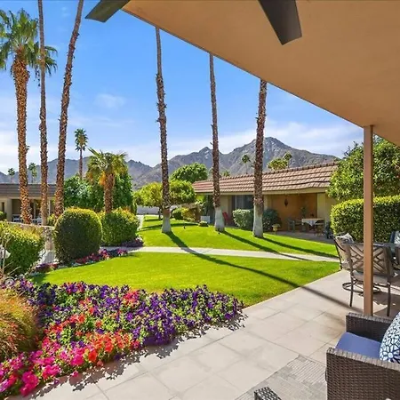 Cheerful 3 Bedroom Condo In Indian Wells